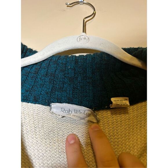 Vintage Rob Winter 1980s/1990s Winter Sweater w/ vertical pockets - Picture 3 of 4
